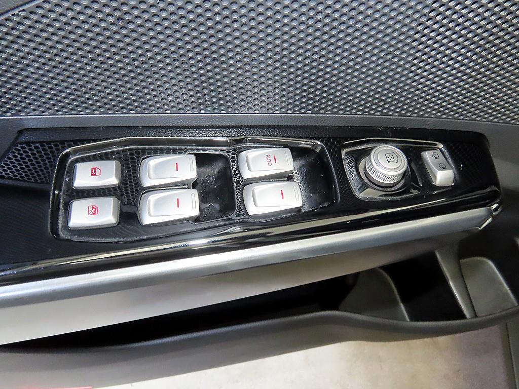 Ssangyong Tivoli 2018 Blanco - Importación desde Corea - HF Imports Iquique - Foto 13