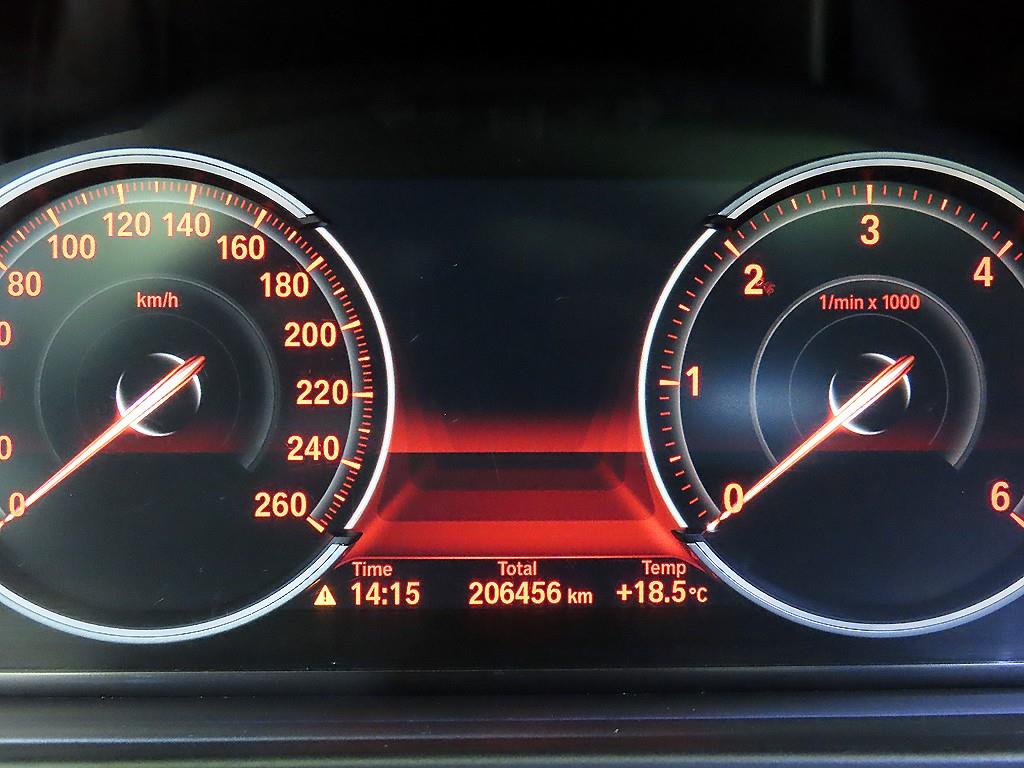 BMW 5 Series - Vista 9