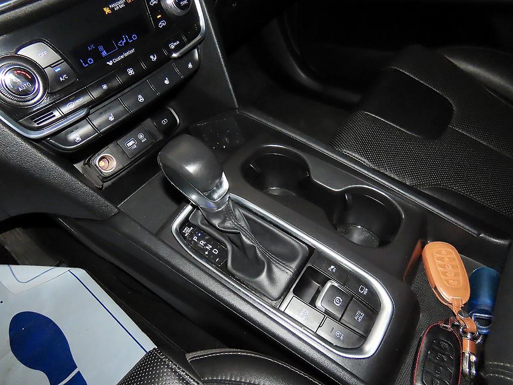 HYUNDAI Santa Fe - Vista 12