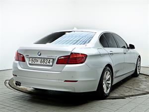 BMW 5 Series - Vista 8