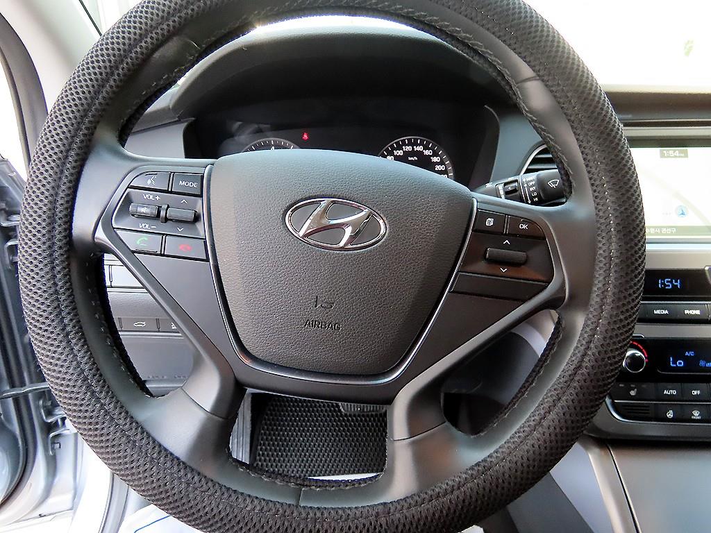 HYUNDAI Sonata - Vista 8