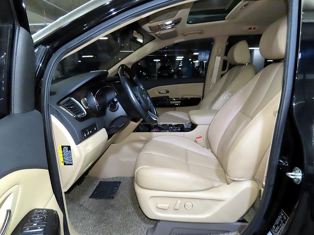 KIA Carnival - Vista 6