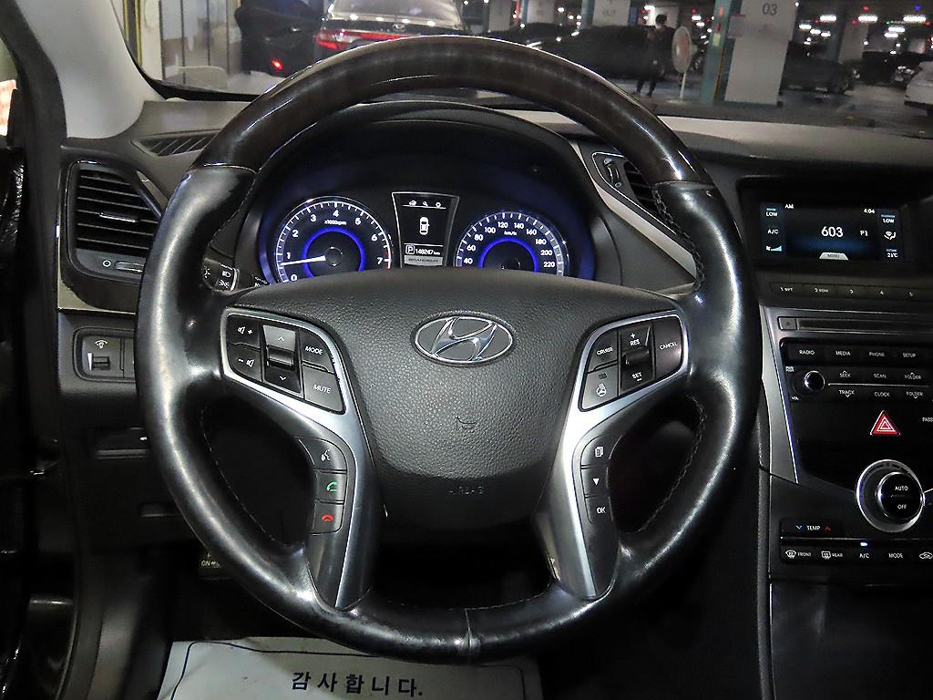 HYUNDAI Grandeur - Vista 8