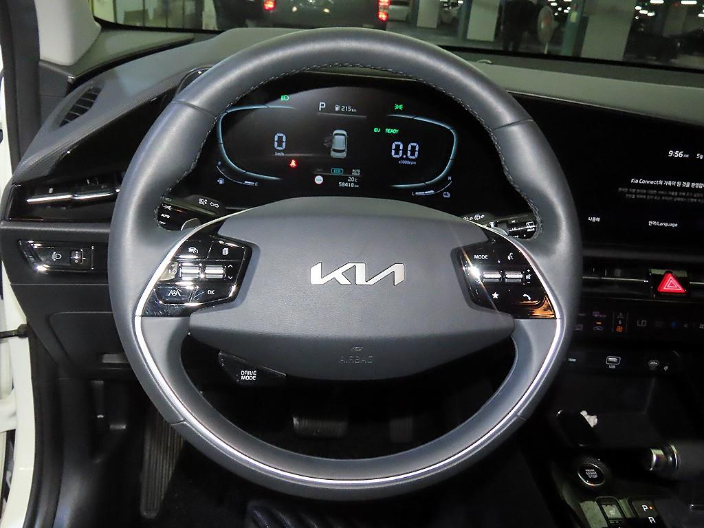 KIA Niro - Vista 8