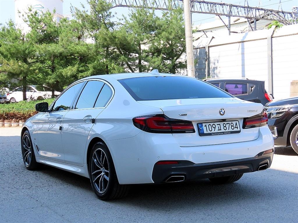 BMW 5 Series - Vista 3