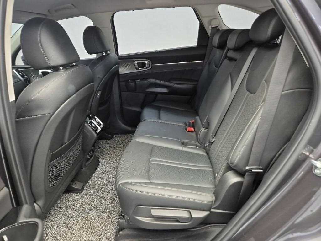 KIA Sorento - Vista 12