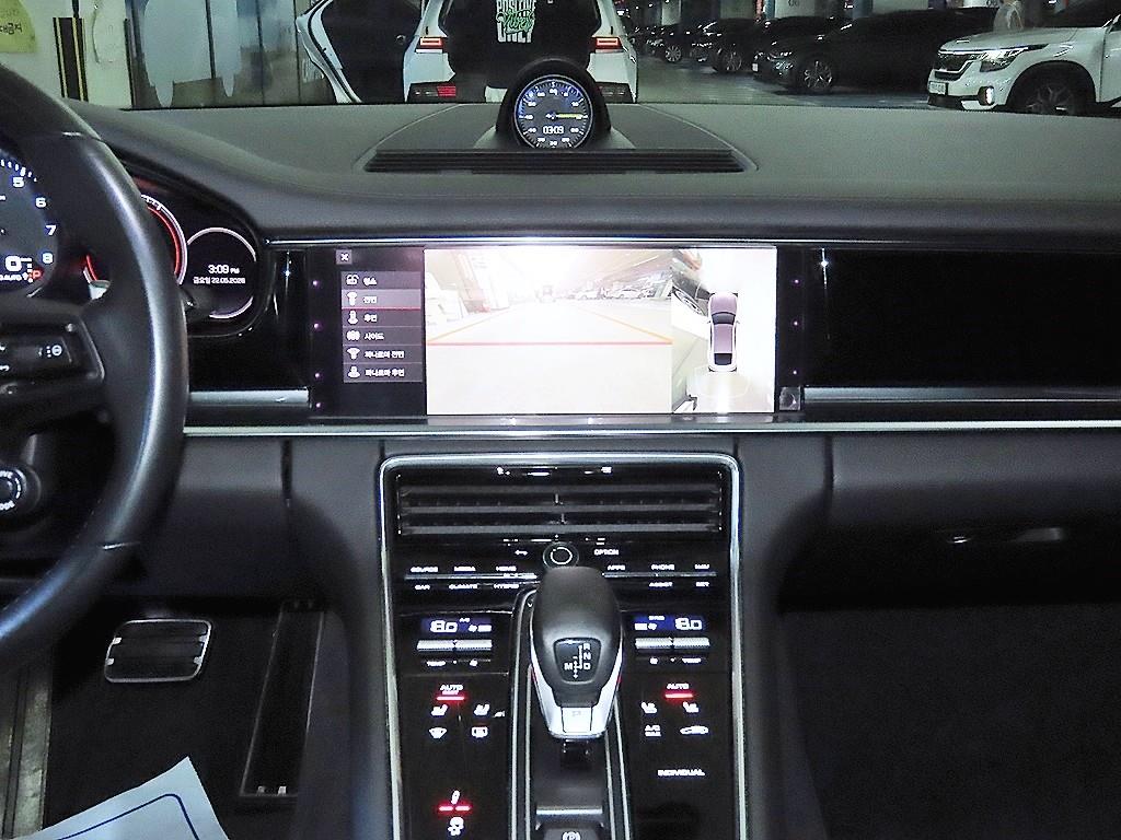Porsche Panamera - Vista 11
