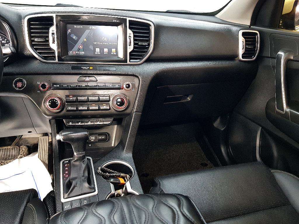KIA Sportage - Vista 10