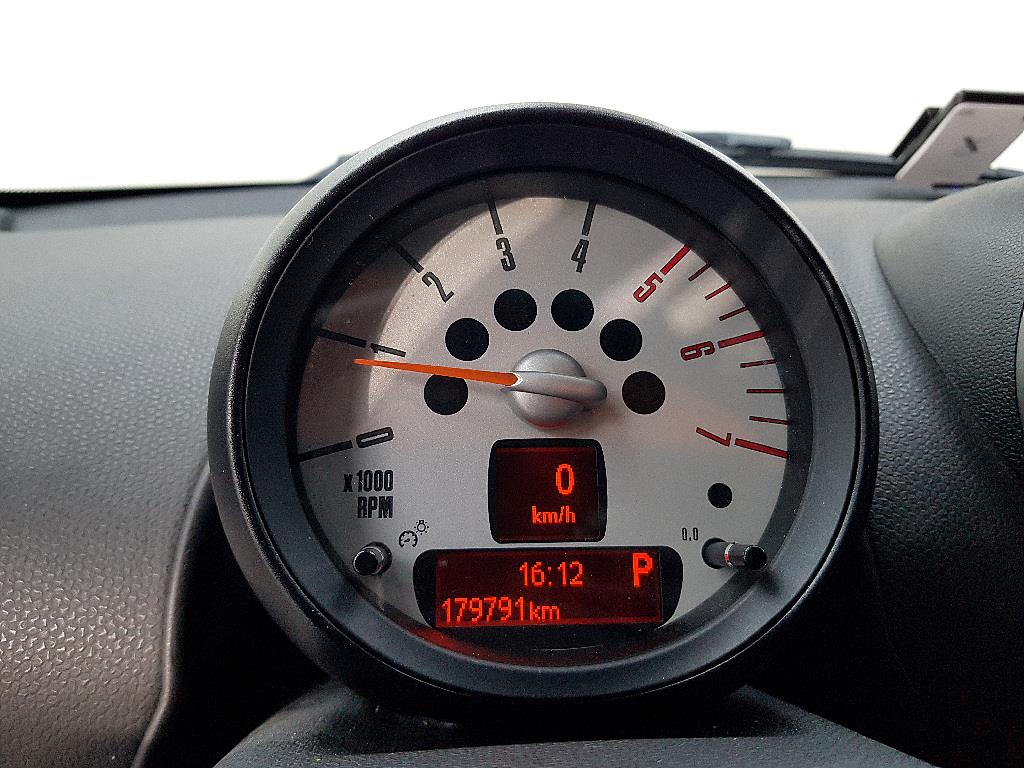 Mini Countryman - Vista 6