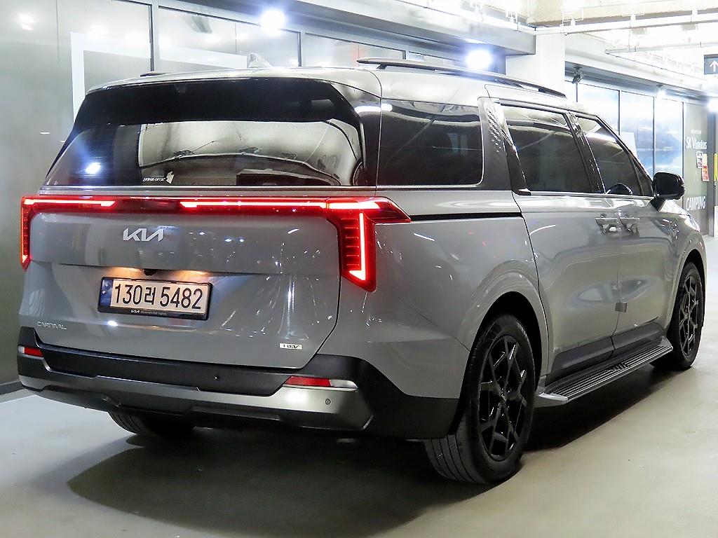 KIA Carnival - Vista 4