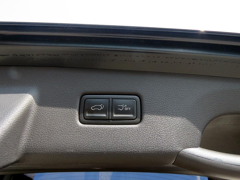 KIA Carnival - Vista 6