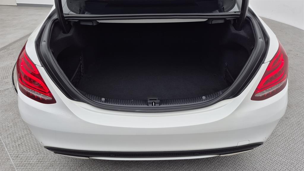 Mercedes Benz C Class 2017 Blanco - Importación desde Corea - HF Imports Iquique - Foto 15