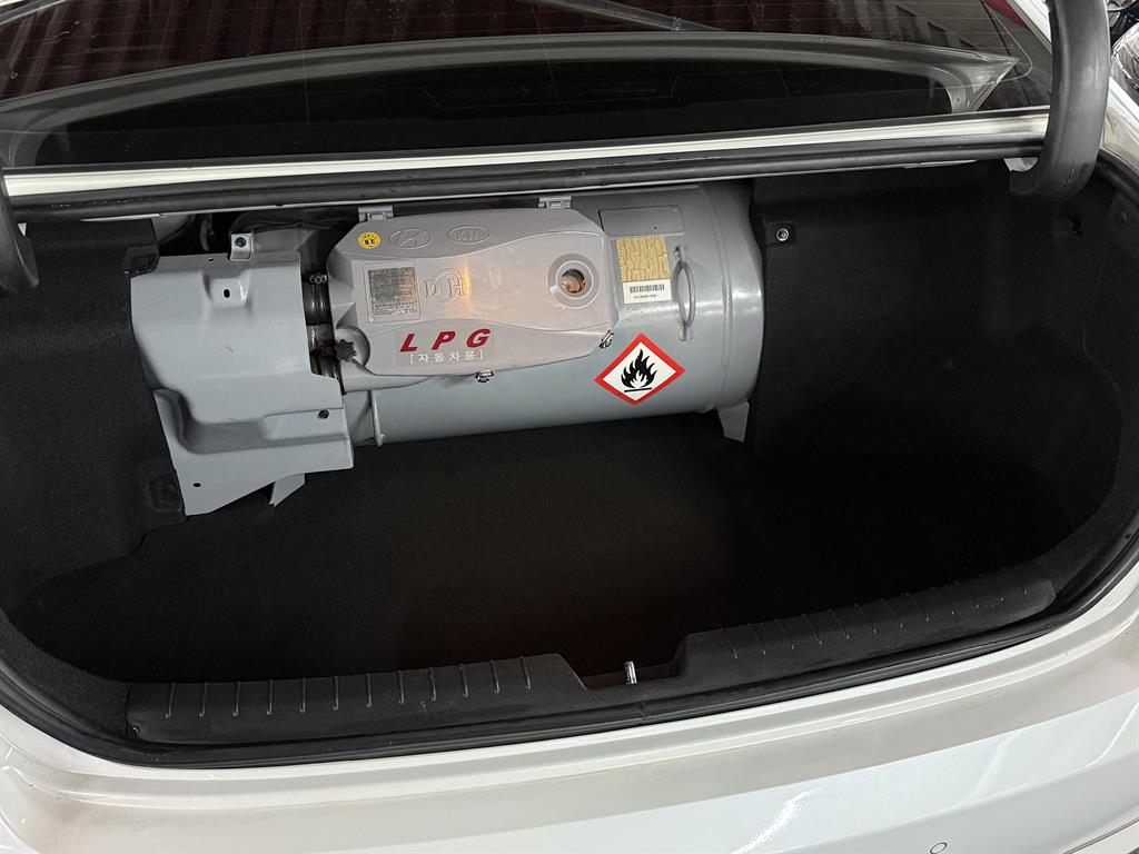 HYUNDAI Sonata 2015 Blanco - Importación desde Corea - HF Imports Iquique - Foto 20