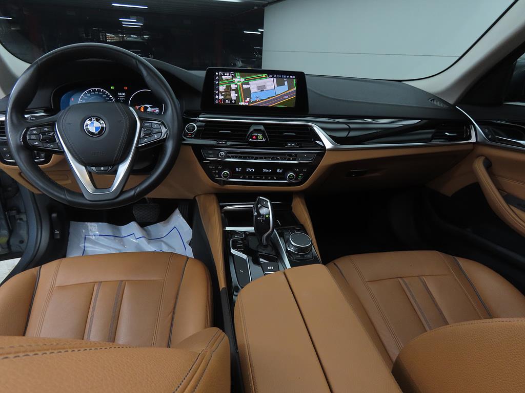 BMW 5 Series - Vista 7