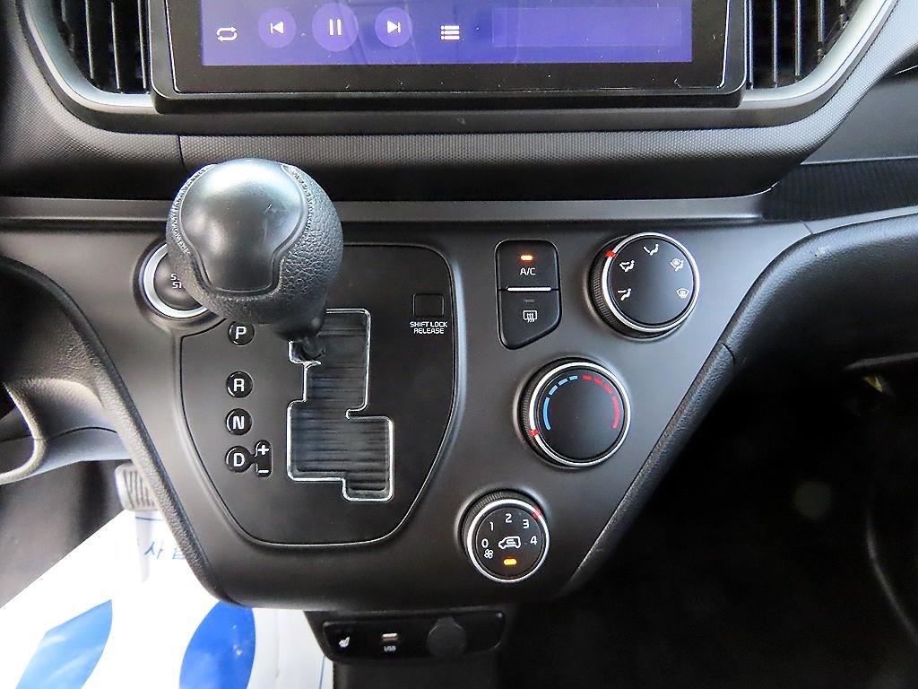KIA Ray 2023 Blanco - Importación desde Corea - HF Imports Iquique - Foto 13