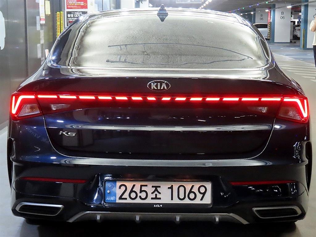 KIA K5 - Vista 5