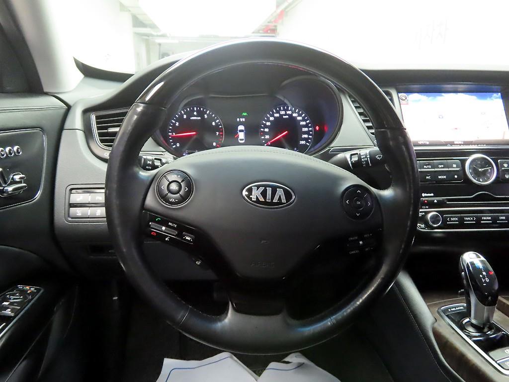 KIA K9 - Vista 7