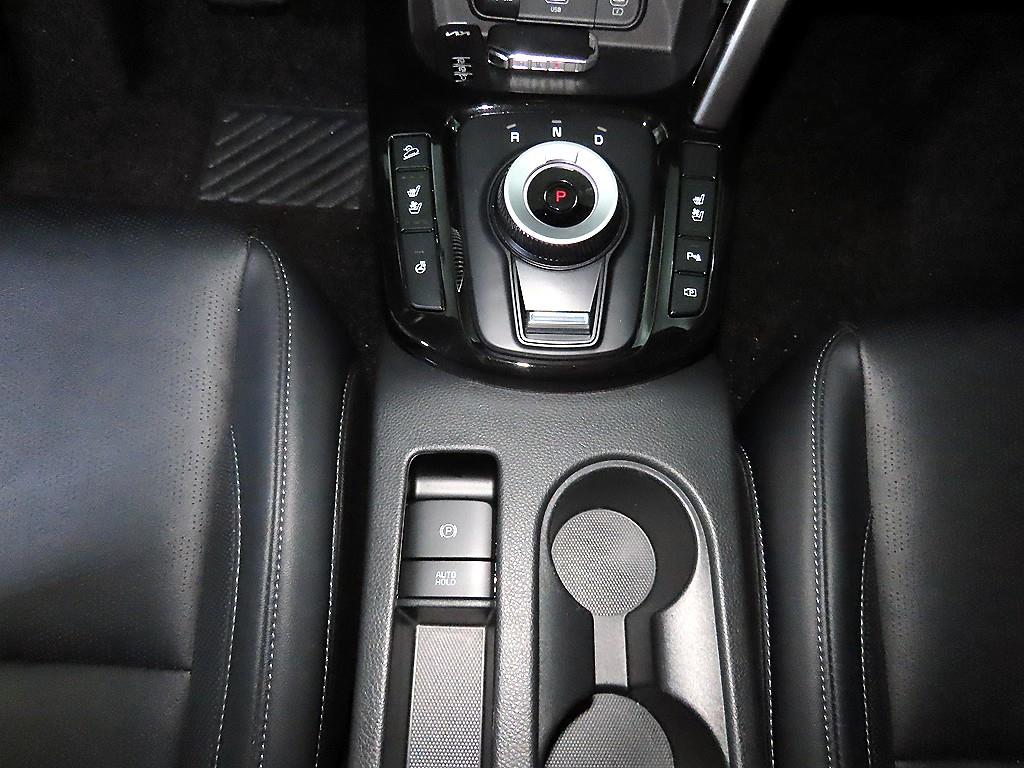 KIA Seltos - Vista 12