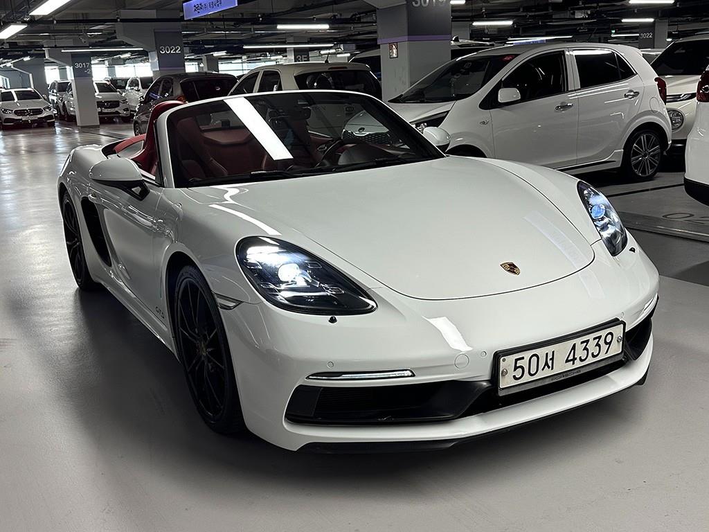 Porsche 718 - Vista 2