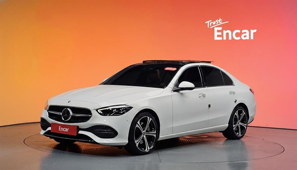 Mercedes Benz C Class 2023 Blanco - Importación desde Corea - HF Imports Iquique - Foto 1