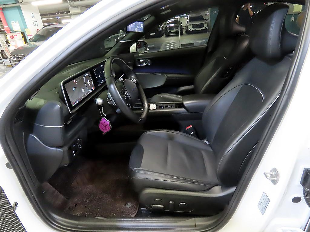 HYUNDAI Ioniq 6 - Vista 6