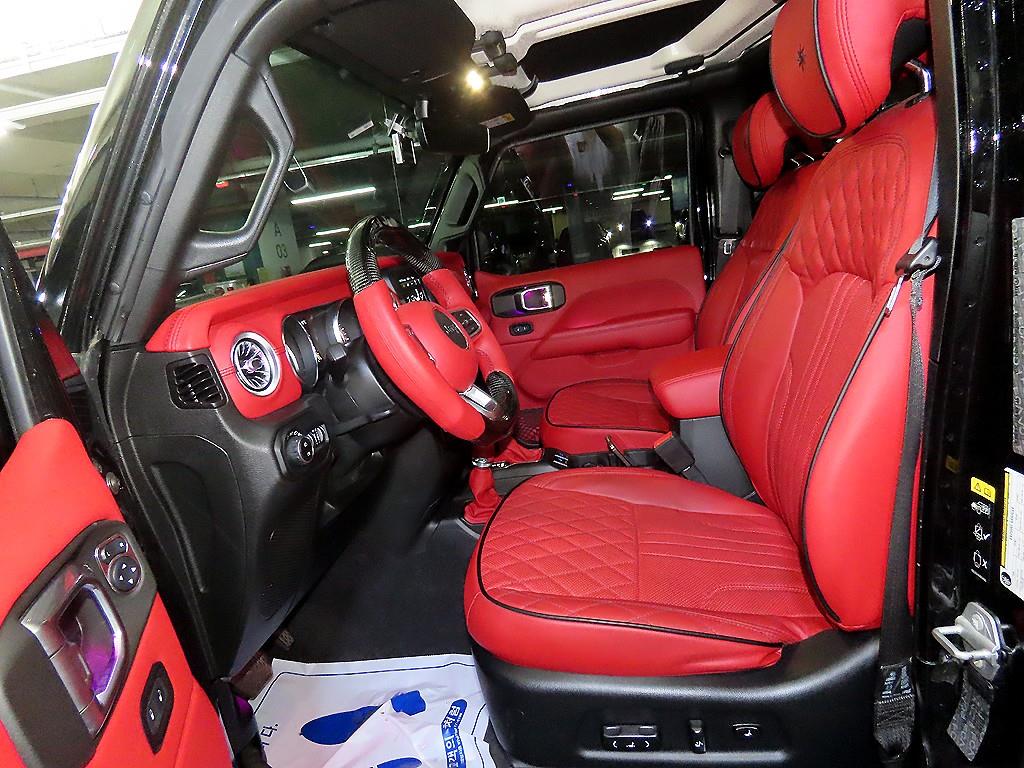 Jeep Wrangler - Vista 6