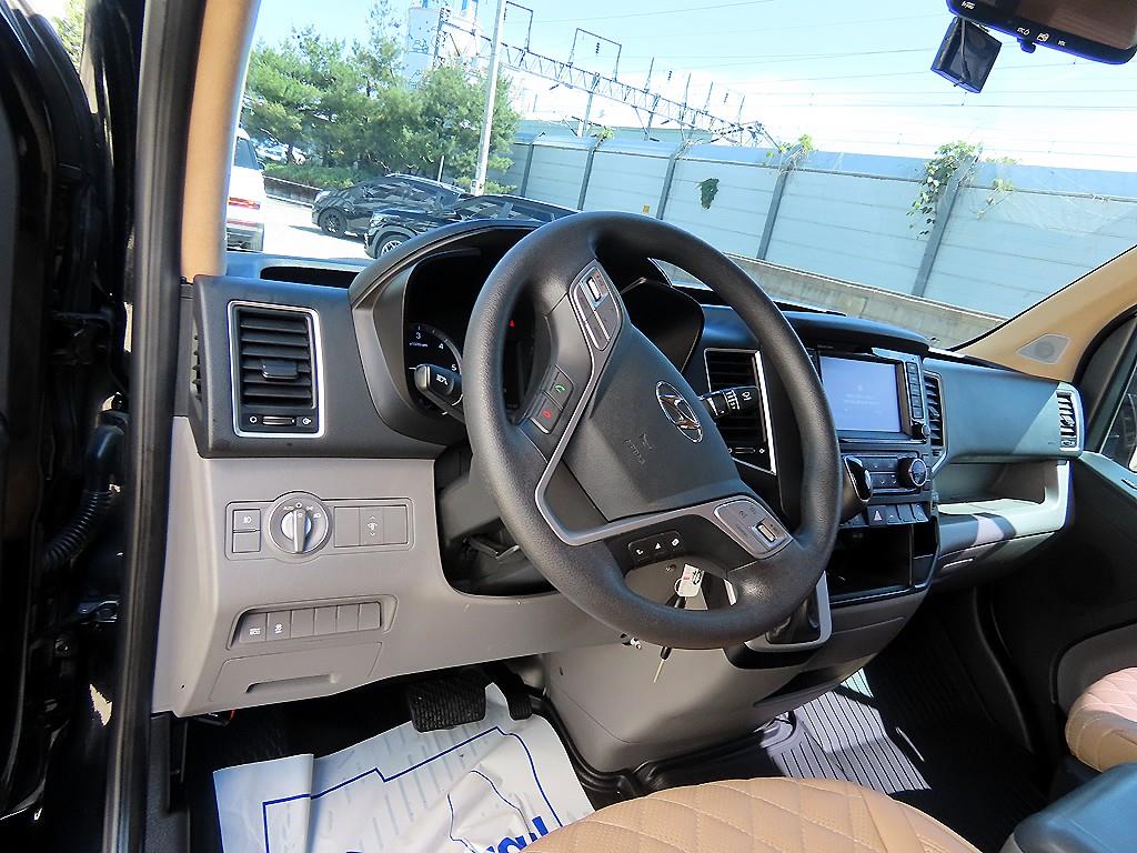 HYUNDAI Solati - Vista 8