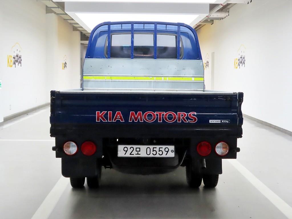 Small Truck Cargo (small) - Vista 3