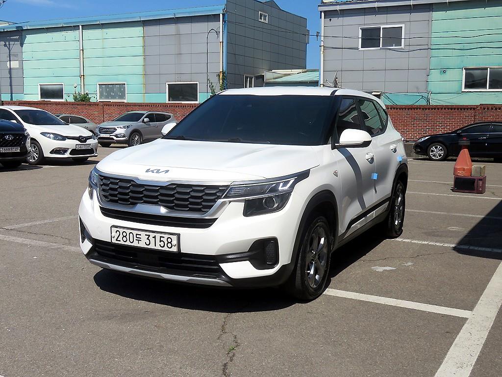KIA Seltos - Vista 2