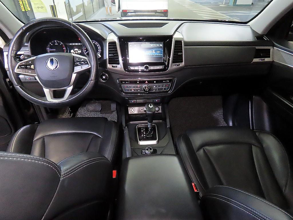 Ssangyong Rexton - Vista 10