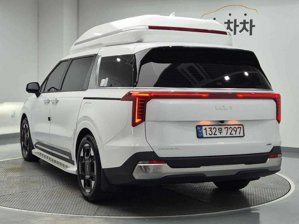 KIA Carnival - Vista 2