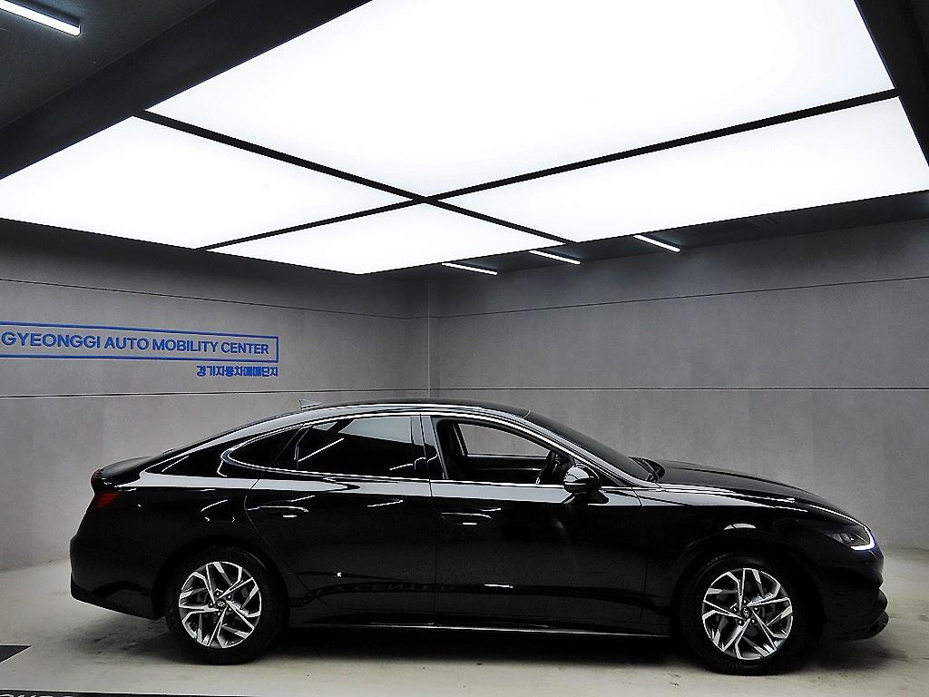 HYUNDAI Sonata - Vista 2