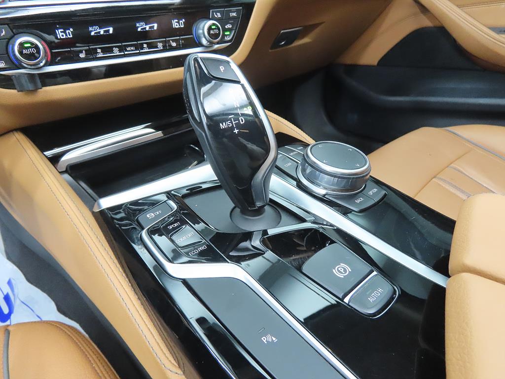 BMW 5 Series - Vista 11