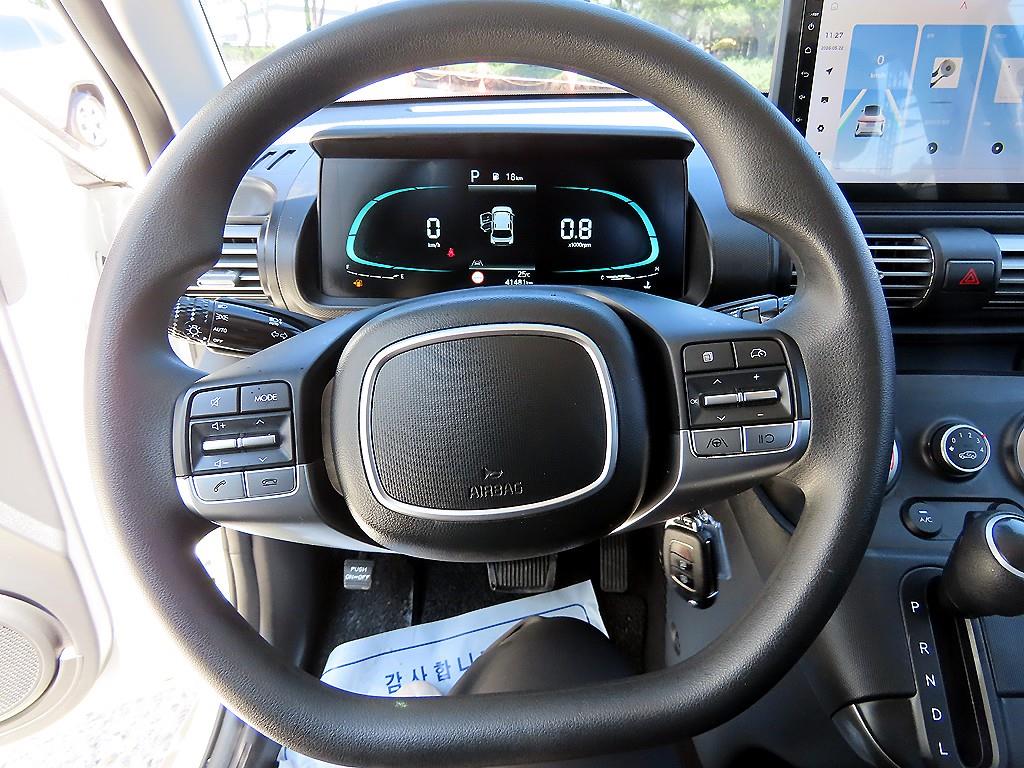 HYUNDAI Casper - Vista 8