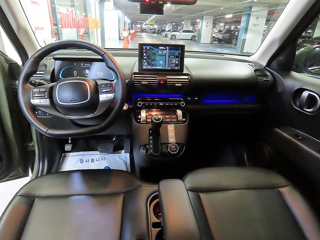 HYUNDAI Casper - Vista 10