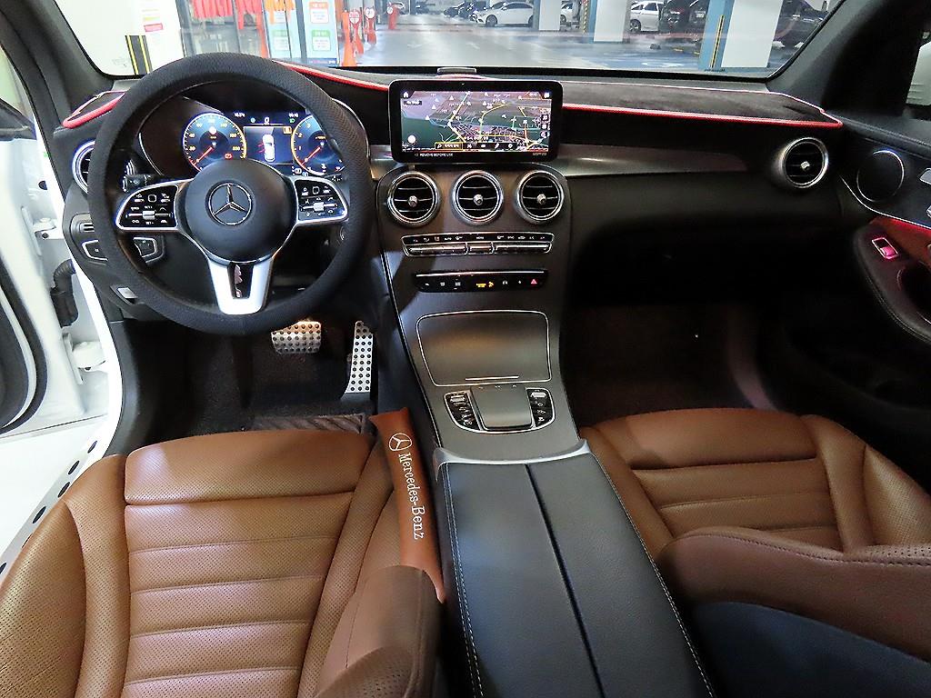Mercedes Benz GLC Class - Vista 10