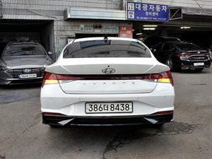 HYUNDAI Avante - Vista 6