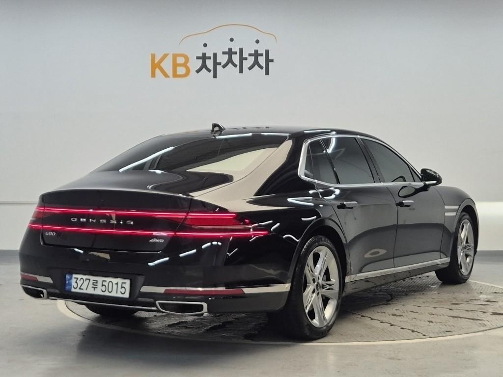 Genesis G90 - Vista 3