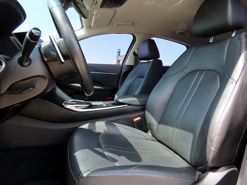 HYUNDAI Sonata - Vista 5