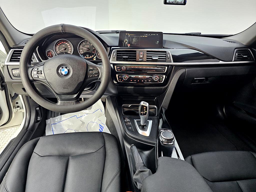 BMW 3 series - Vista 5