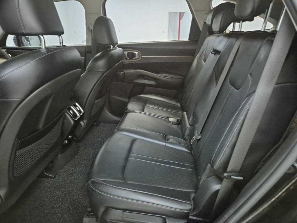 KIA Sorento - Vista 12