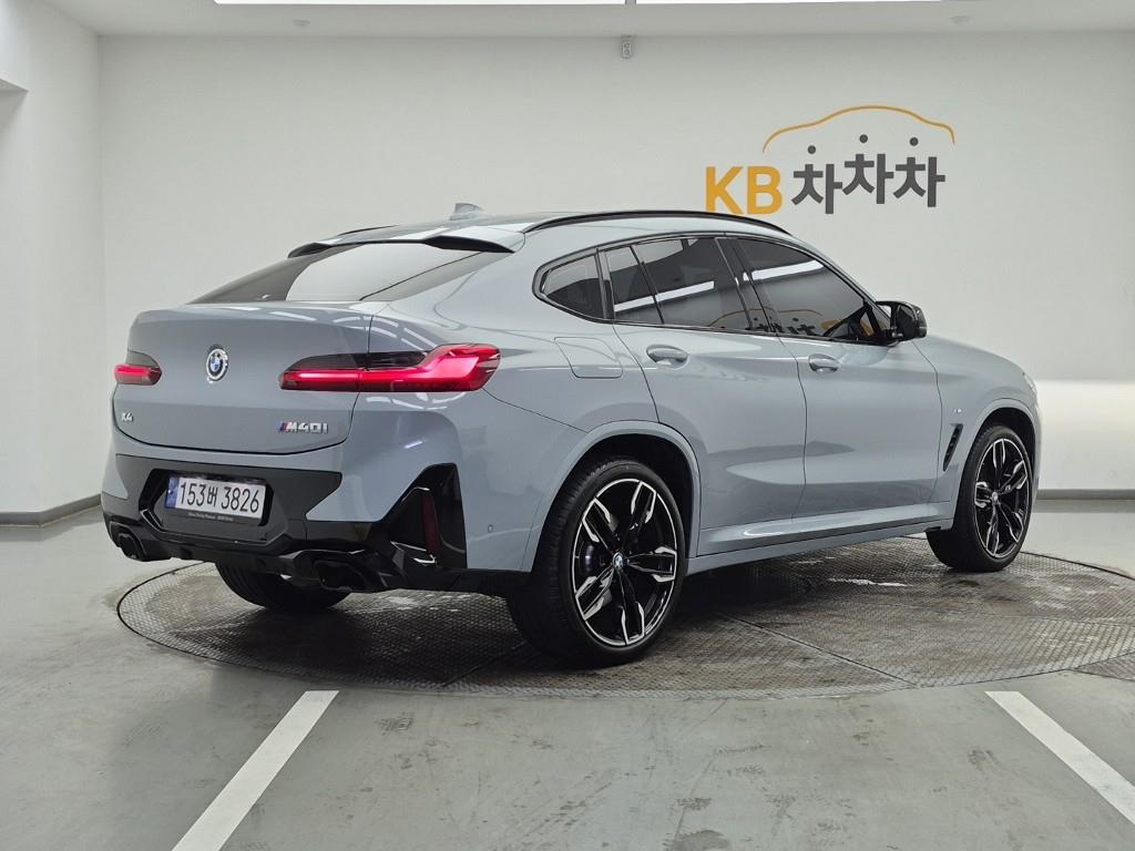 BMW X4 - Vista 4