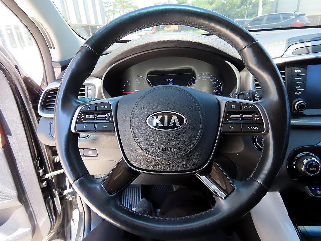 KIA Sorento - Vista 8