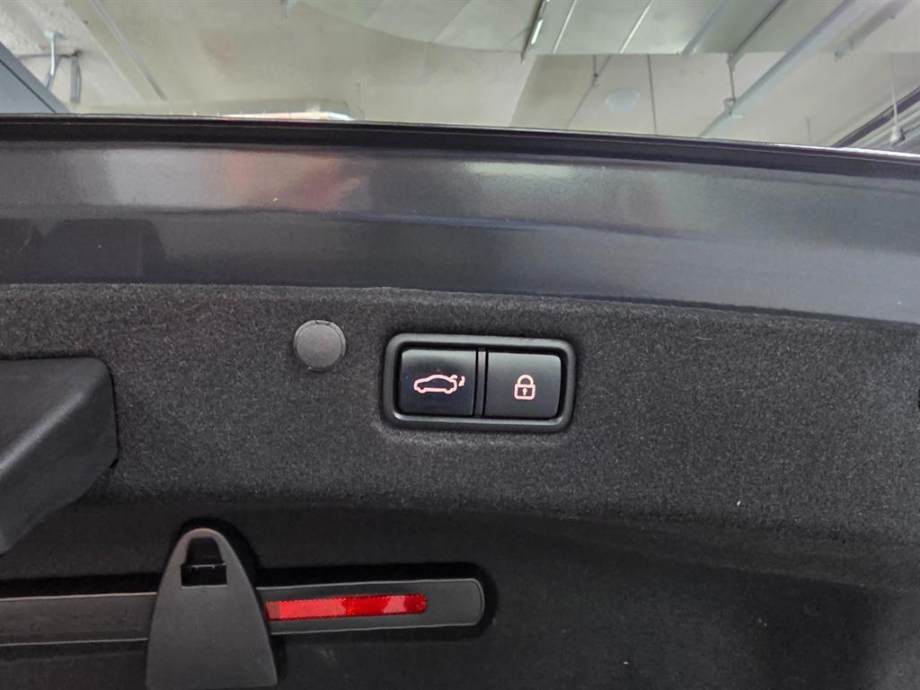 HYUNDAI Grandeur 2018 Negro - Importación desde Corea - HF Imports Iquique - Foto 18