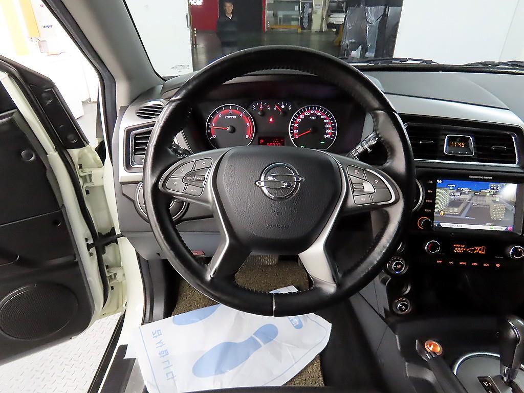 Ssangyong Korando - Vista 9