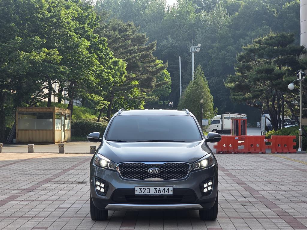 KIA Sorento 2017 Gris - Importación desde Corea - HF Imports Iquique - Foto 1