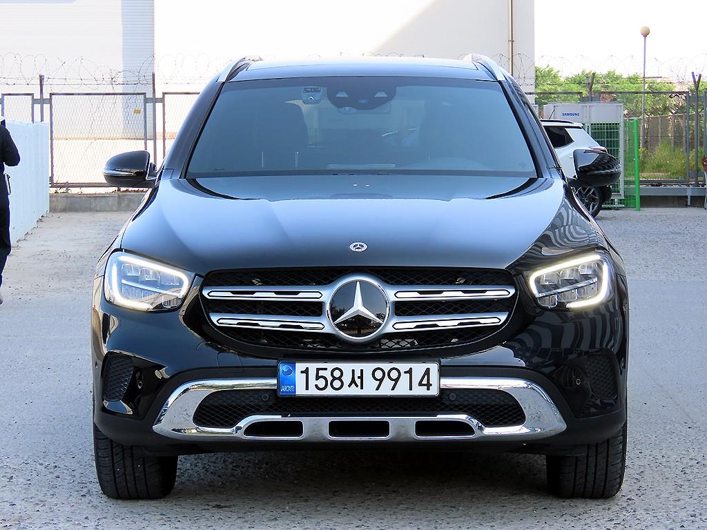 Mercedes Benz GLC Class 2021 Negro - Importación desde Corea - HF Imports Iquique - Foto 1