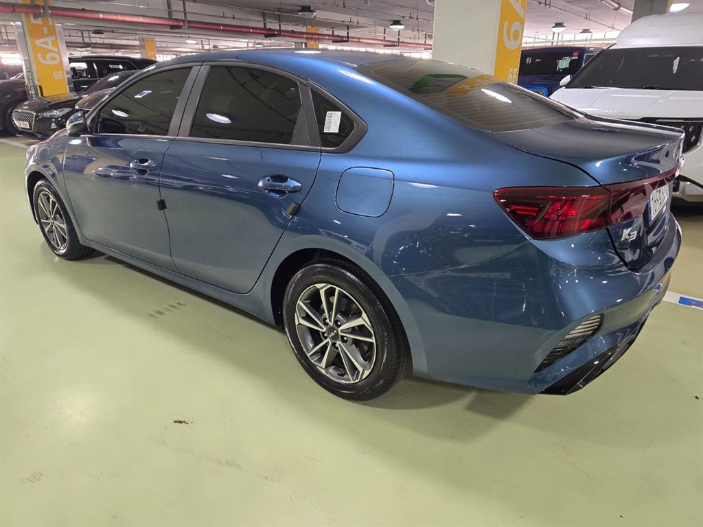 KIA K3 - Vista 2