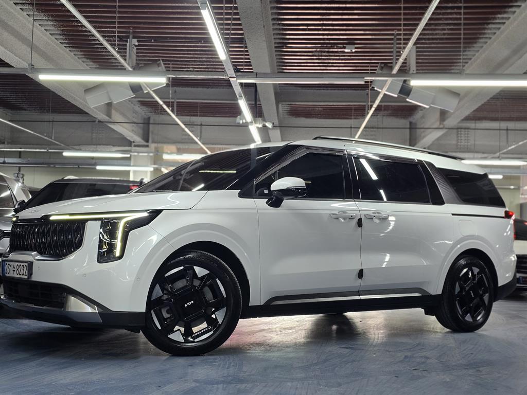 KIA Carnival 2025 Blanco - Importación desde Corea - HF Imports Iquique - Foto 1