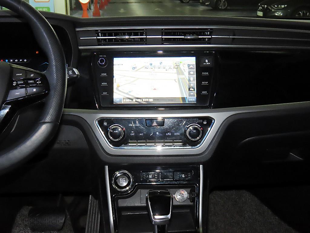 Ssangyong Korando - Vista 11